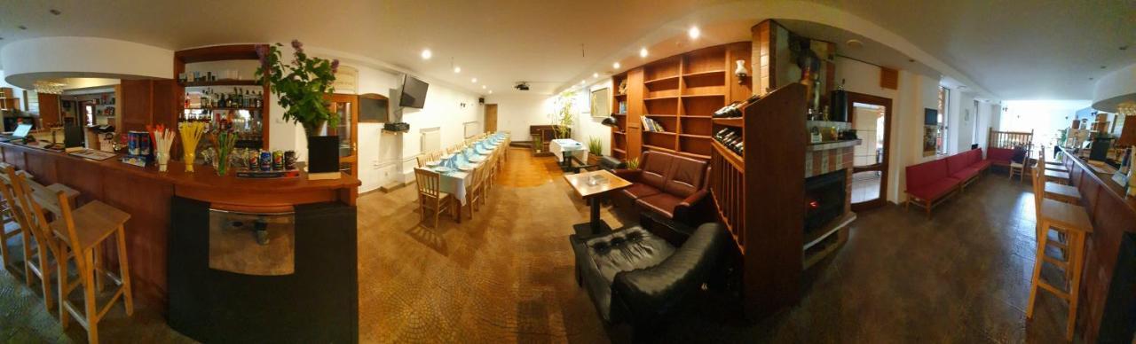 Dolná Tižina 阿达玛放松旅馆酒店 外观 照片